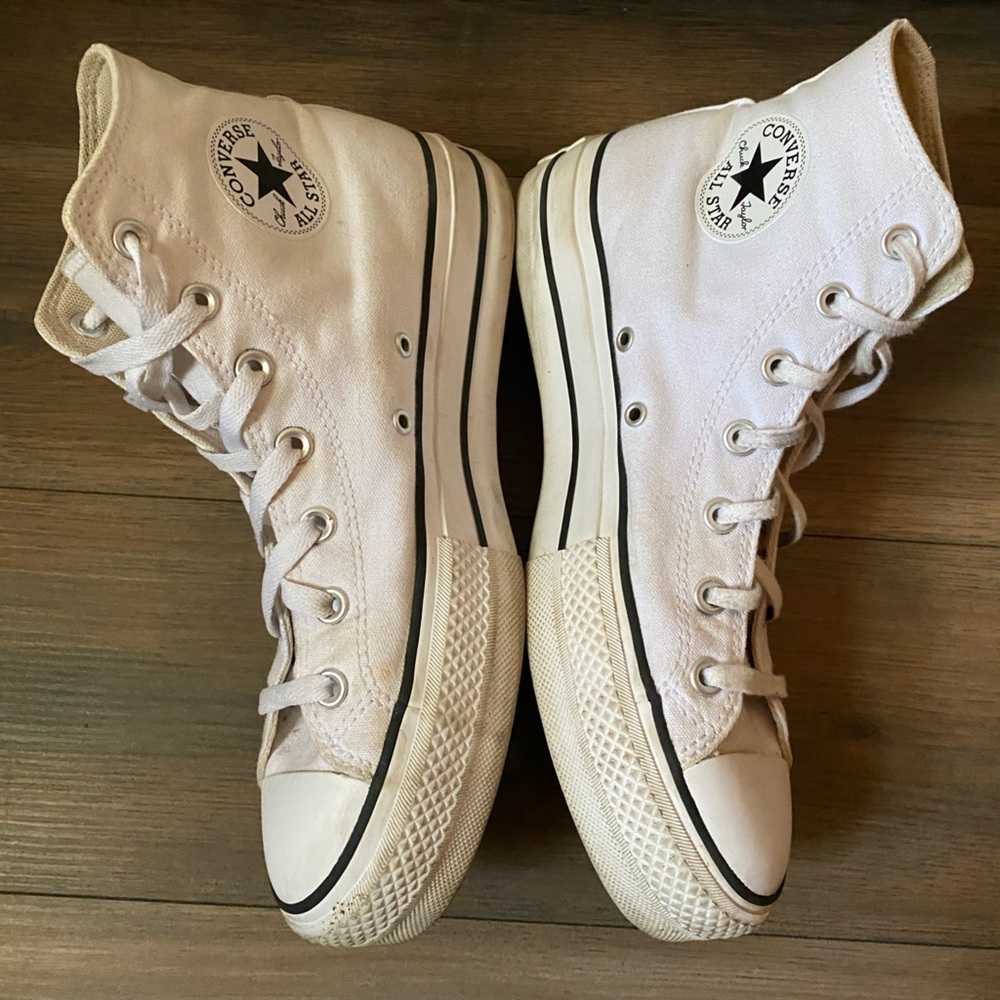 Converse shoes - Picture 6 of 15